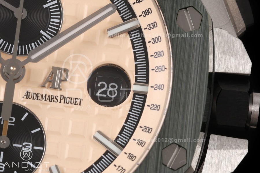 Royal Oak Offshore 44mm SS Green Ceramic Bezel JF 1:1 Best Edition Cream Dial on Rubber Strap A3126