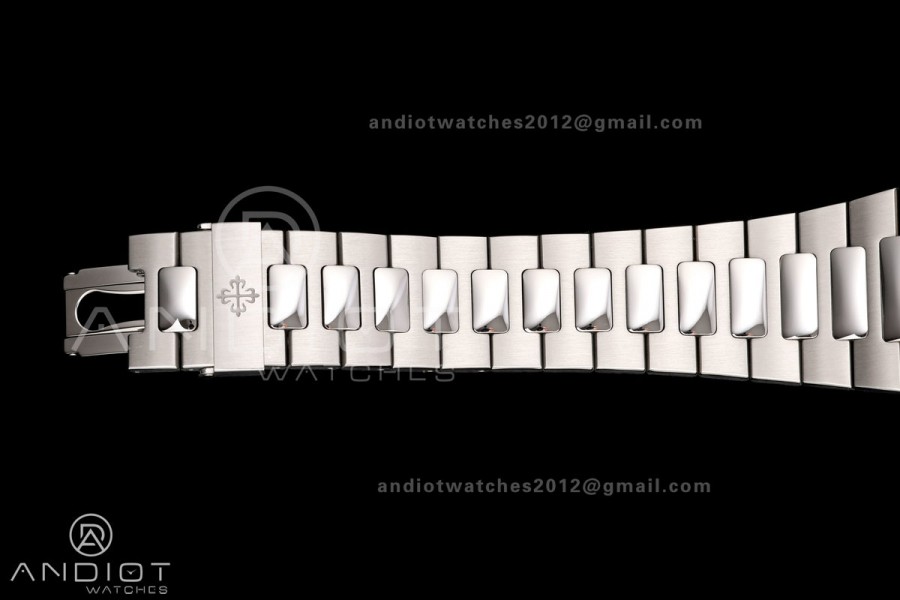Nautilus 5711 PPF 1:1 Best Edition Blue Dial on SS Bracelet JH330 Super Clone