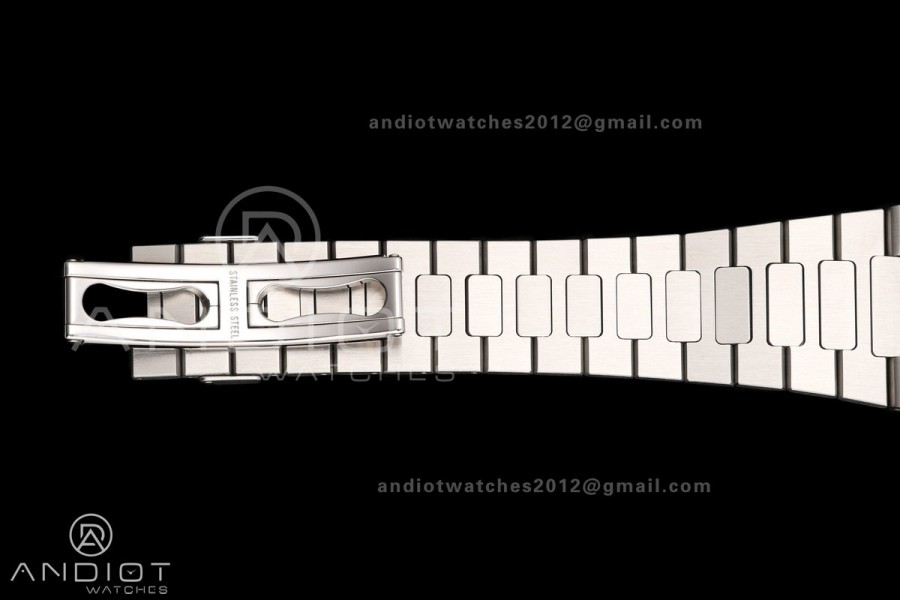 Nautilus 5711 PPF 1:1 Best Edition Blue Dial on SS Bracelet JH330 Super Clone