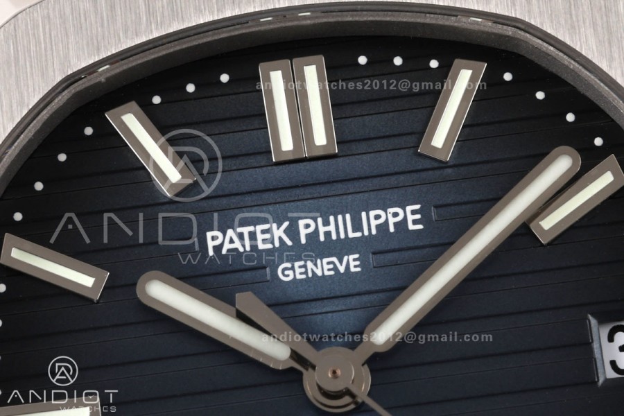 Nautilus 5711 PPF 1:1 Best Edition Blue Dial on SS Bracelet JH330 Super Clone