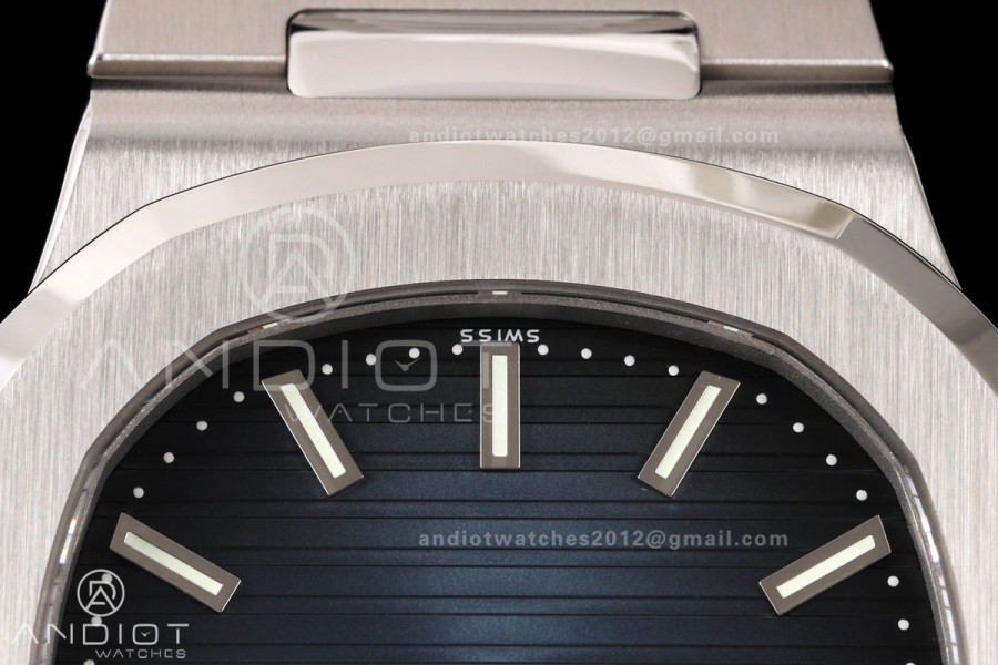 Nautilus 5711 PPF 1:1 Best Edition Blue Dial on SS Bracelet JH330 Super Clone