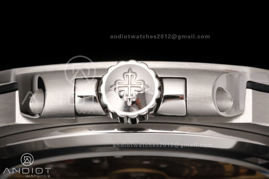 Nautilus 5711 PPF 1:1 Best Edition Blue Dial on SS Bracelet JH330 Super Clone