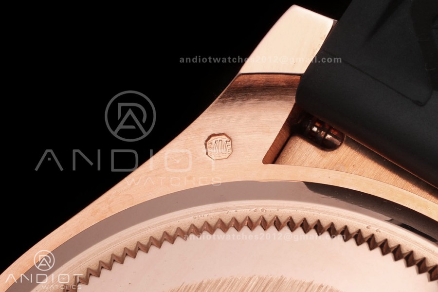 Daytona 126515 ERF Best Edition Black/RG Diamonds Dial on Oysterflex Strap JH4131 (Free Sprung) 160g