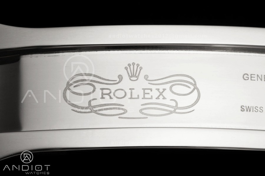 Daytona 126519 ERF Best Edition Black/Silver Diamonds Dial on Oysterflex Strap JH4131 (Free Sprung) 160g