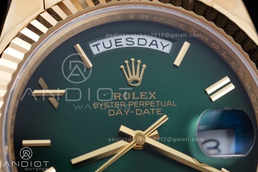DayDate 40 228238 VSF 1:1 Best Edition Green Ombre Roman Dial on President Bracelet VS3255