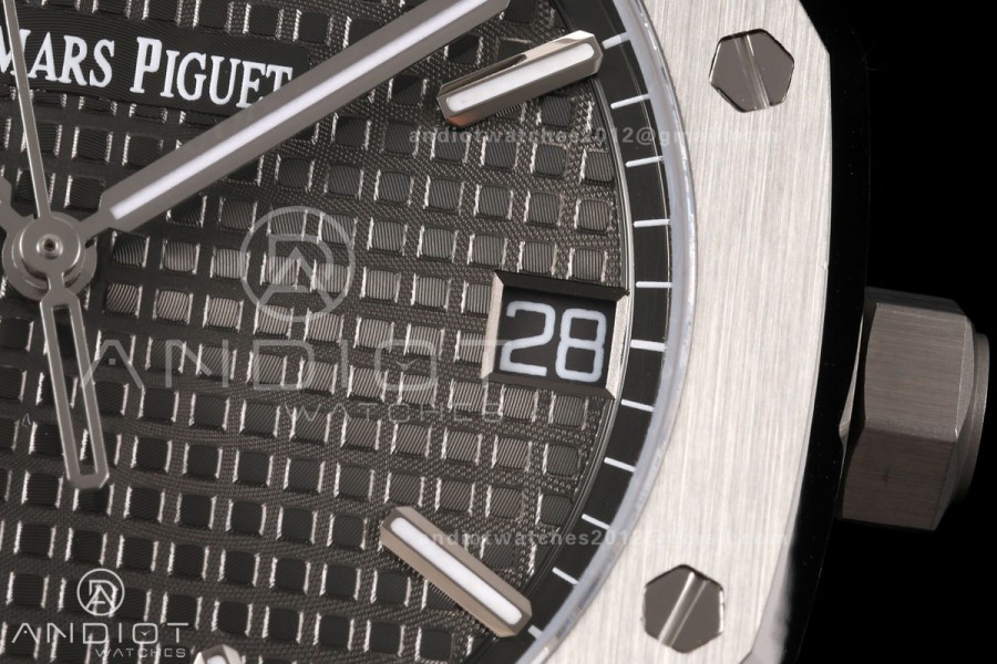 Royal Oak 15500 SS OCTA 1:1 Best Edition Gray Dial on Black Rubber Strap JH4302 Super Clone (Free Sprung)