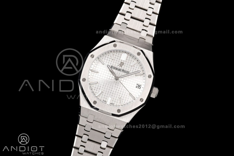 Royal Oak 15500 SS OCTA 1:1 Best Edition White Dial on SS Bracelet JH4302 Super Clone (Free Sprung)