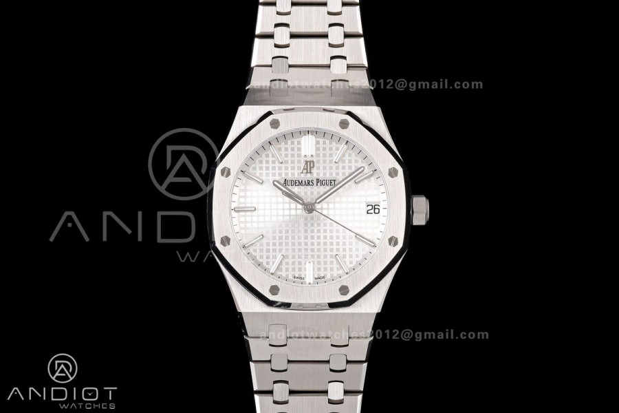 Royal Oak 15500 SS OCTA 1:1 Best Edition White Dial on SS Bracelet JH4302 Super Clone (Free Sprung)