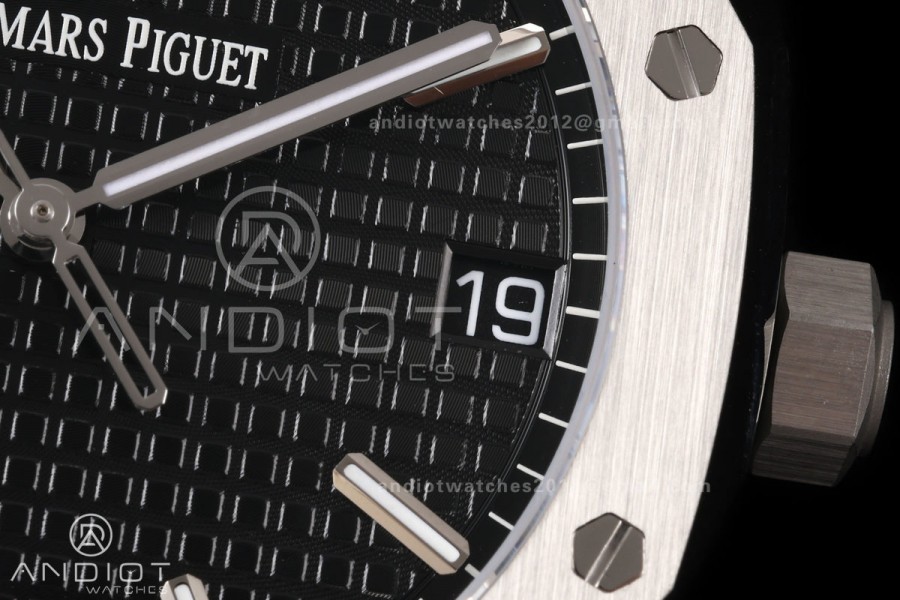 Royal Oak 15500 SS OCTA 1:1 Best Edition Black Dial on SS Bracelet JH4302 Super Clone (Free Sprung)