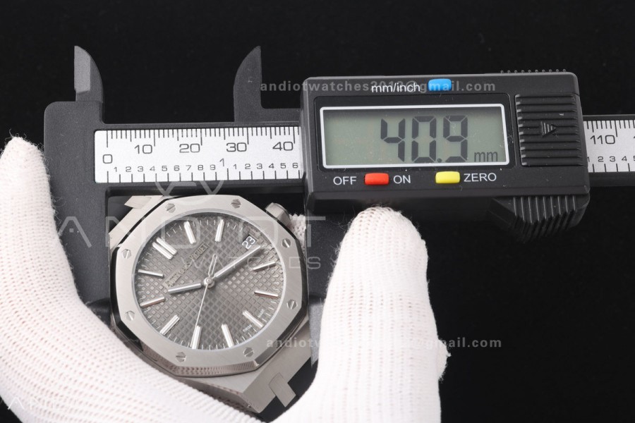 Royal Oak 15510 SS OCTA 1:1 Best Edition Gray Dial on Black Rubber Strap JH4302 Super Clone (Free Sprung)