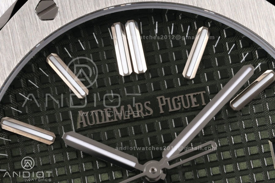 Royal Oak 15510 SS OCTA 1:1 Best Edition Green Dial on SS Bracelet JH4302 Super Clone (Free Sprung)
