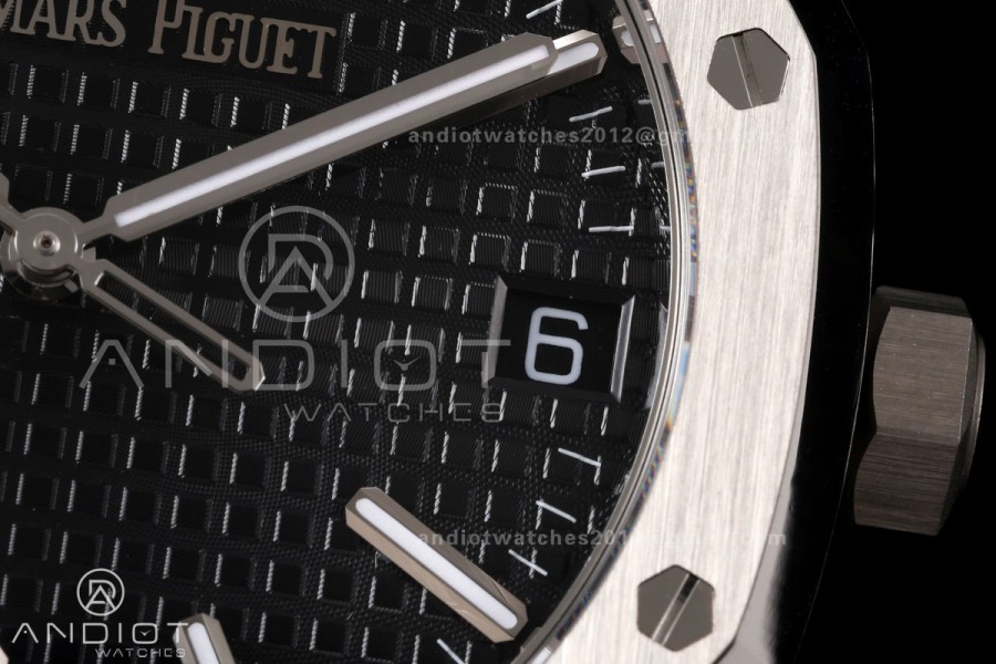 Royal Oak 15510 SS OCTA 1:1 Best Edition Black Dial on SS Bracelet JH4302 Super Clone (Free Sprung)
