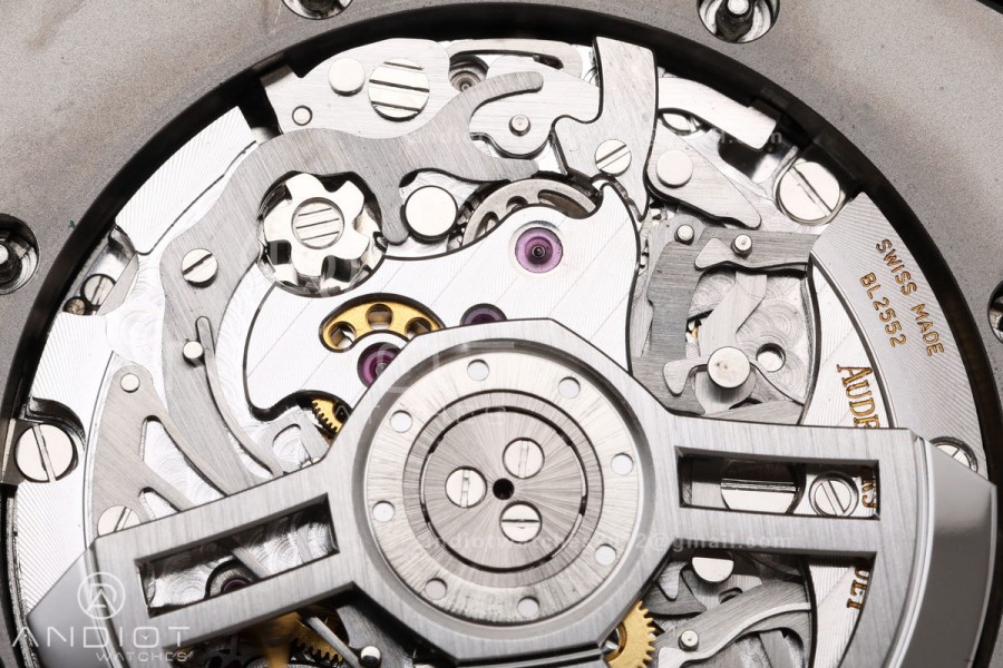 Royal Oak Chrono 26240 SS OCTA 1:1 Best Edition Purple Dial on SS Bracelet JH4401 Super Clone (Free Sprung)