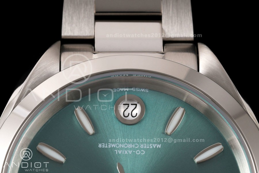 Aqua Terra Shades 34mm SS VRSF Best Edition Green Dial on SS Bracelet A8800