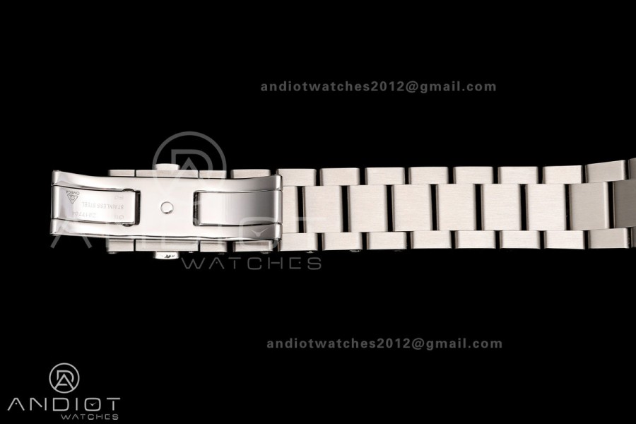Aqua Terra Shades 34mm SS VRSF Best Edition White Textured Dial on SS Bracelet A8800