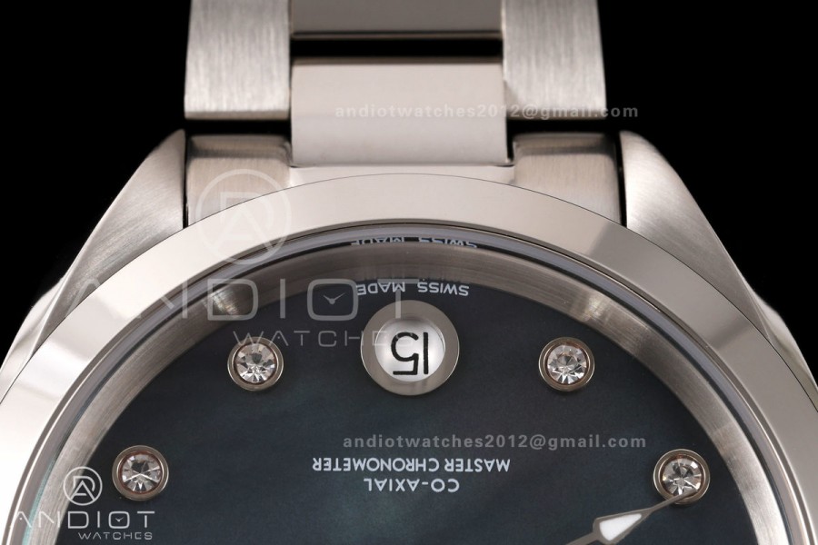 Aqua Terra Shades 34mm SS VRSF Best Edition Dark Green Diamonds Dial on SS Bracelet A8800