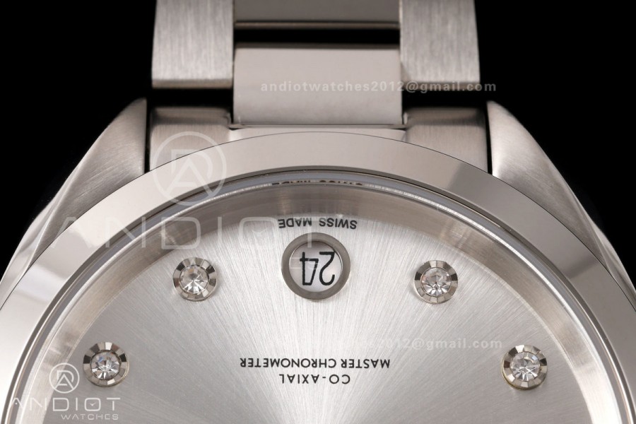 Aqua Terra Shades 34mm SS VRSF Best Edition Silver Diamonds Dial on SS Bracelet A8800