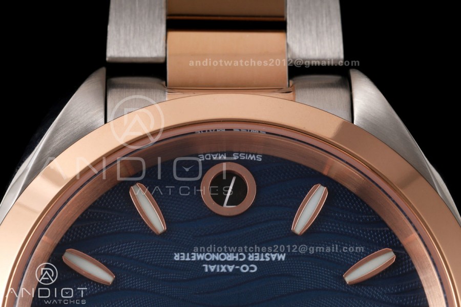 Aqua Terra Shades 34mm SS/RG VRSF Best Edition Blue Textured Dial on SS/RG Bracelet A8800