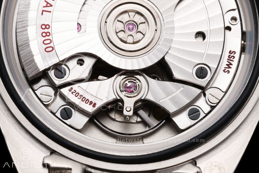 Aqua Terra Shades 34mm SS/RG VRSF Best Edition Blue Diamonds Dial on SS/RG Bracelet A8800
