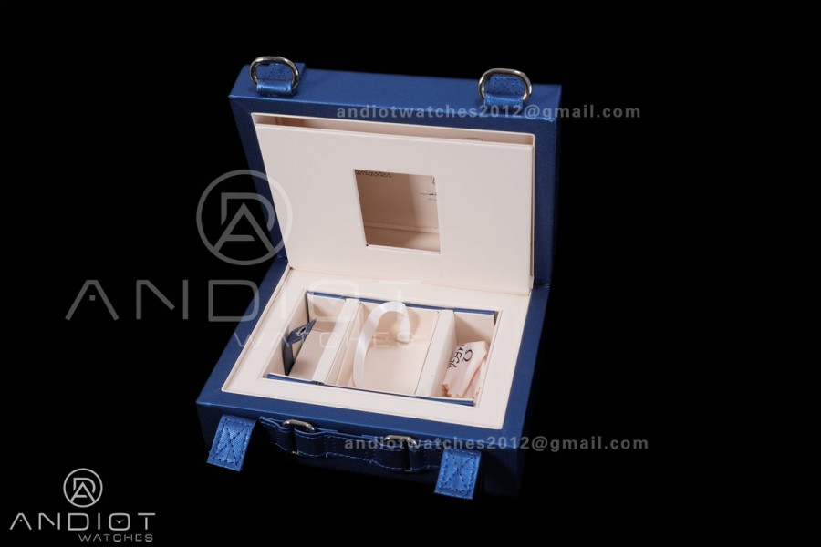 Omega Snoopy Box Set