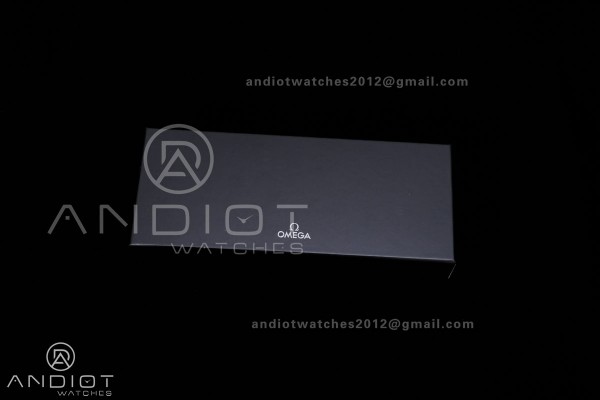 Omega 007 Box set