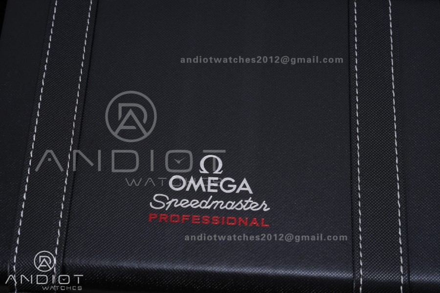 Omega Speedmaster Box set