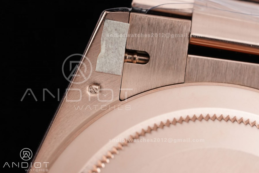 Day Date 40 RG 228235 RCF 1:1 Best Edition Green Roman Dial on President Bracelet VR3255 (211g)