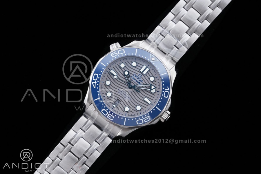 Seamaster Diver 300M Blue Ceramic Bezel V4 VSF 1:1 Best Edition Gray Dial On SS Bracelet Super Clone Asian 8800
