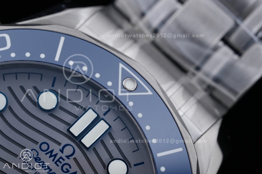 Seamaster Diver 300M Blue Ceramic Bezel V4 VSF 1:1 Best Edition Gray Dial On SS Bracelet Super Clone Asian 8800