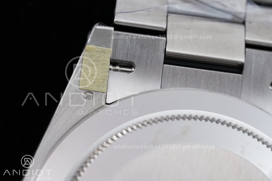 DayDate 40 228239 VSF 1:1 Best Edition Blue Ombre Roman Dial on President Bracelet VS3255