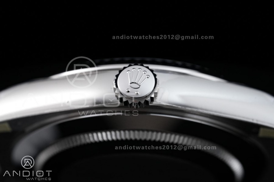 DayDate 40 228239 VSF 1:1 Best Edition Blue Ombre Roman Dial on President Bracelet VS3255