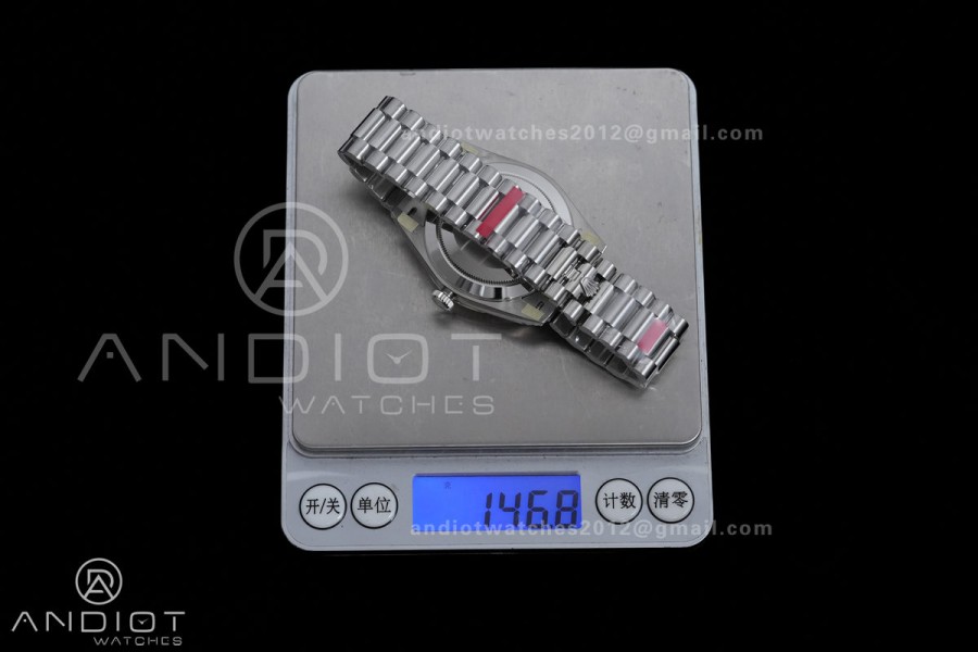 DayDate 40 228239 VSF 1:1 Best Edition Blue Ombre Roman Dial on President Bracelet VS3255