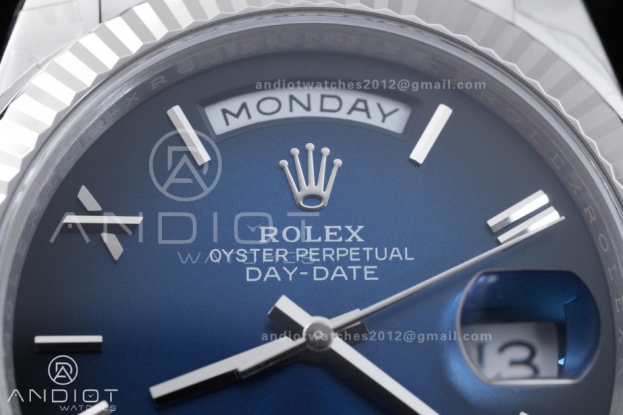 DayDate 40 228239 VSF 1:1 Best Edition Blue Ombre Roman Dial on President Bracelet VS3255