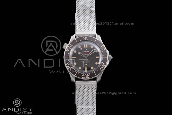 Seamaster 300 "No Time to Die" Limited E...