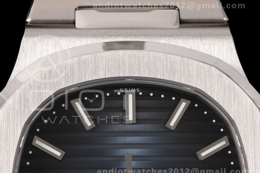 Nautilus 5711 SS AGF 1:1 Best Edition Blue Dial on SS Bracelet DPB330 Super Clone