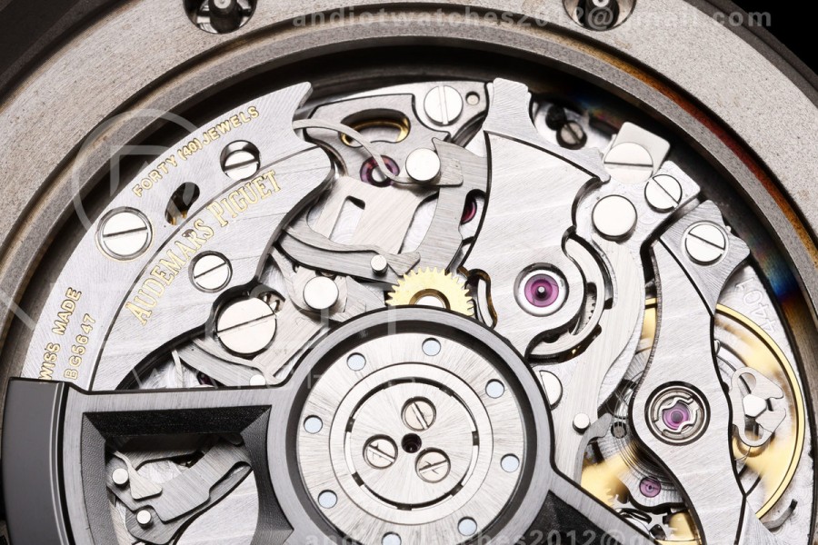 Royal Oak Offshore 26420 Titanium DDF 1:1 Best Edition Green/Black Dial on Green Rubber Strap DD4401 Super Clone