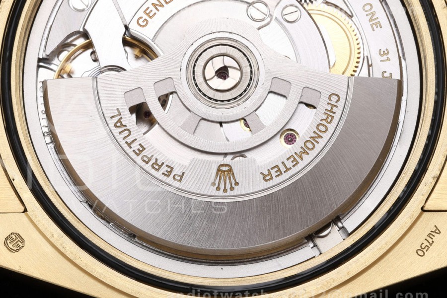 DayDate 40 228238 QF 1:1 Best Edition Green Ombre Roman Dial on President Bracelet JH3255 Free Sprung V9