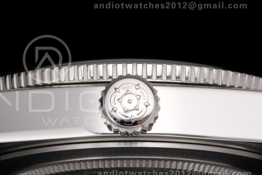 Heritage Black Bay M79000N 37mm SS ZF 1:1 Best Edition Blue Dial Blue Bezel on SS Bracelet A2824 