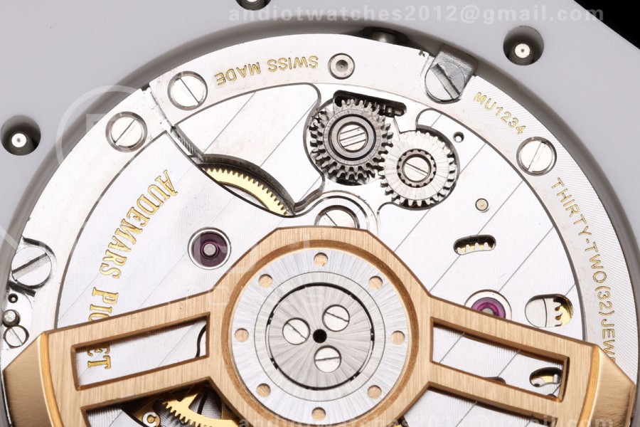 Royal Oak 41mm 15500 White Ceramic ZF White Dial on White Ceramic Bracelet SA4302 Super Clone (Free Sprung)