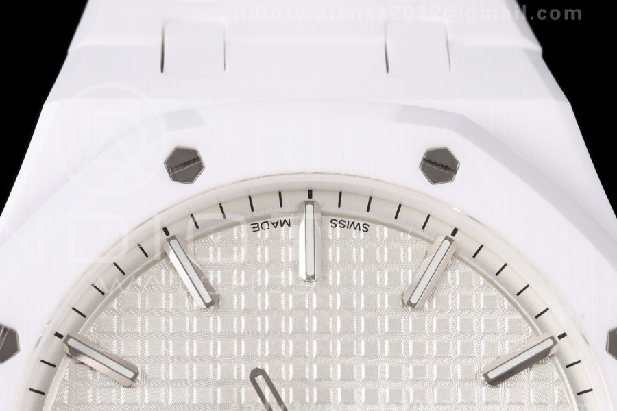 Royal Oak 41mm 15500 White Ceramic ZF White Dial on White Ceramic Bracelet SA4302 Super Clone (Free Sprung)