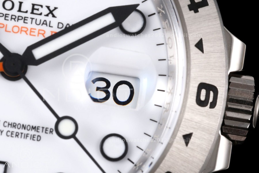 Explorer II 42mm 226570 904L SS Clean Plus 1:1 Best Edition White Dial on Bracelet JH3285-2 (Free Sprung)