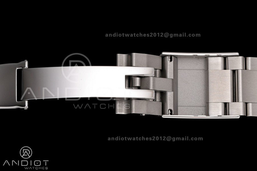 Explorer II 42mm 226570 904L SS Clean Plus 1:1 Best Edition Black Dial on Bracelet JH3285-2