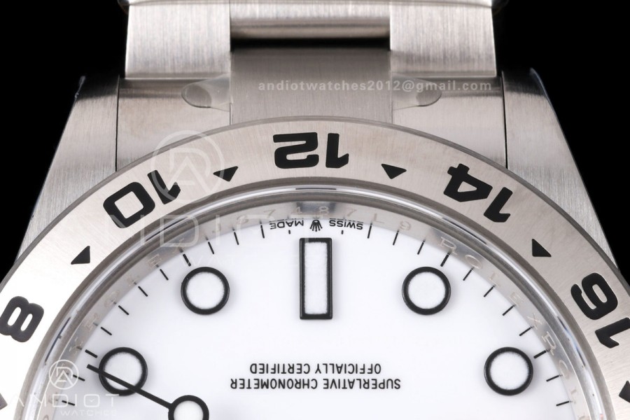 Explorer II 42mm 226570 904L SS Gold Maker 1:1 Best Edition White Dial on Bracelet JH3285-2 (Free Sprung)