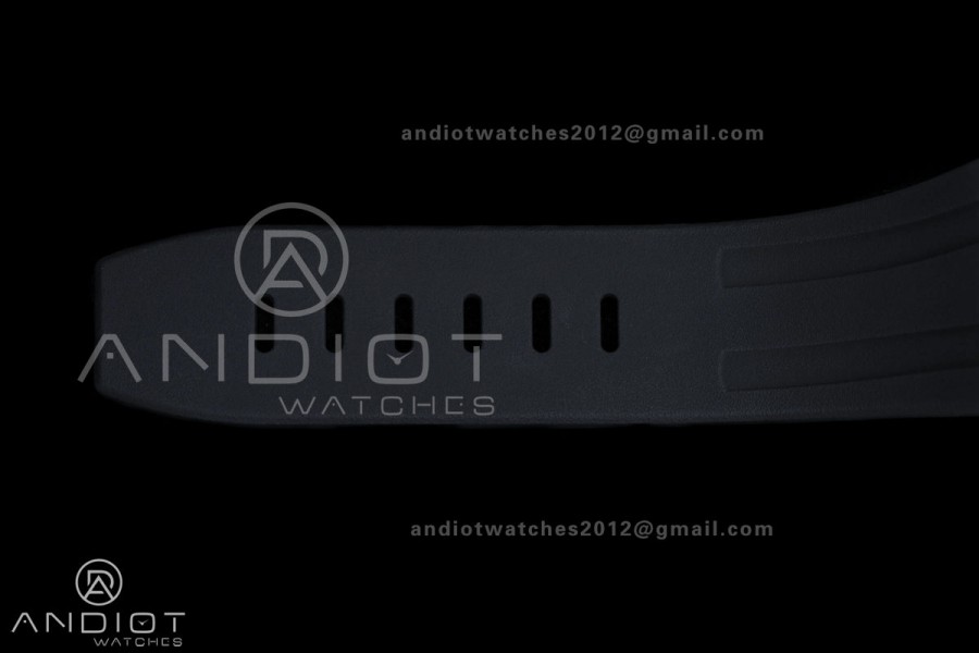 Royal Oak Offshore Diver 15706 Forged Carbon JF 1:1 Best Edition SA3120 Super Clone