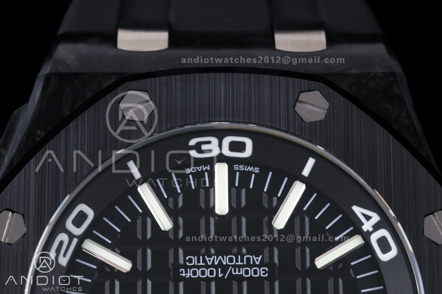 Royal Oak Offshore Diver 15706 Forged Carbon JF 1:1 Best Edition SA3120 Super Clone