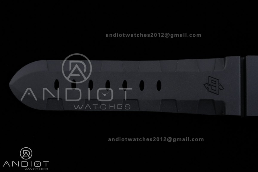 PAM1389 Titanium Submersible Black Ceramic Bezel  VSF 1:1 Best Edition Black Dial On Black Rubber Strap P.9010 Clone