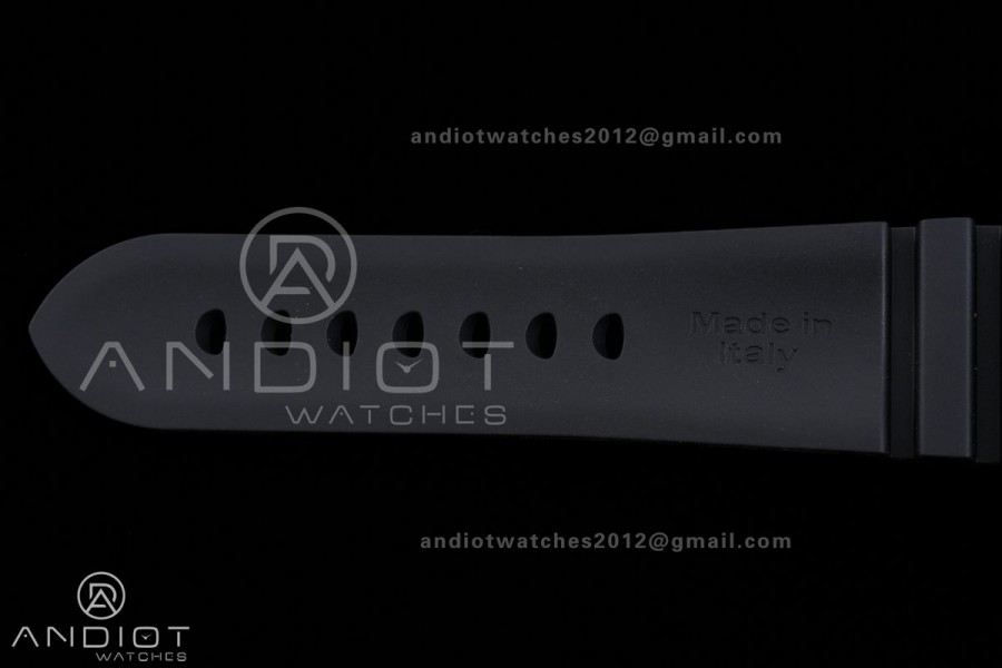 PAM1389 Titanium Submersible Black Ceramic Bezel  VSF 1:1 Best Edition Black Dial On Black Rubber Strap P.9010 Clone