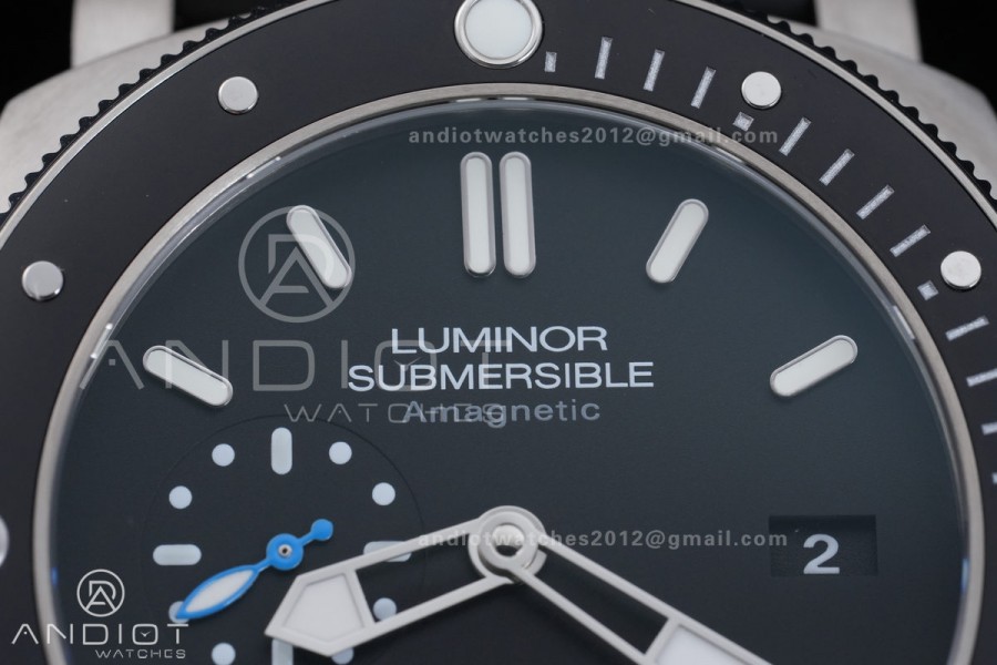 PAM1389 Titanium Submersible Black Ceramic Bezel  VSF 1:1 Best Edition Black Dial On Black Rubber Strap P.9010 Clone