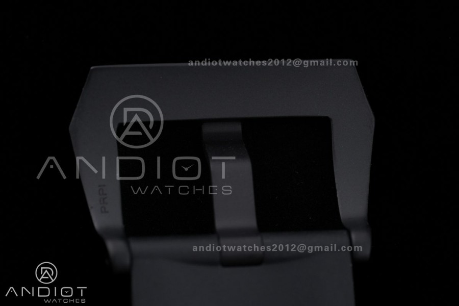 PAM 979 Carbotech VSF Best Edition Carbon Dial on Rubber Strap P.9010 Clone