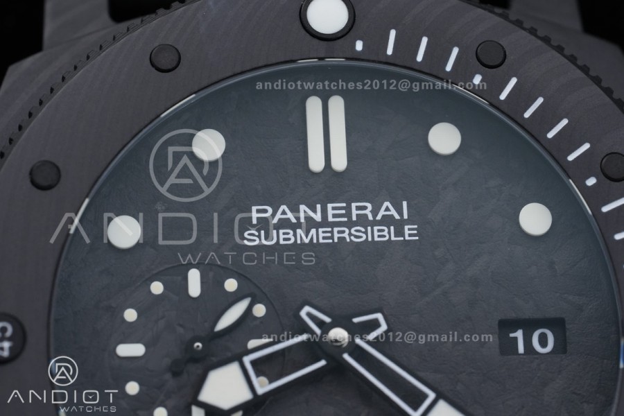 PAM 979 Carbotech VSF Best Edition Carbon Dial on Rubber Strap P.9010 Clone